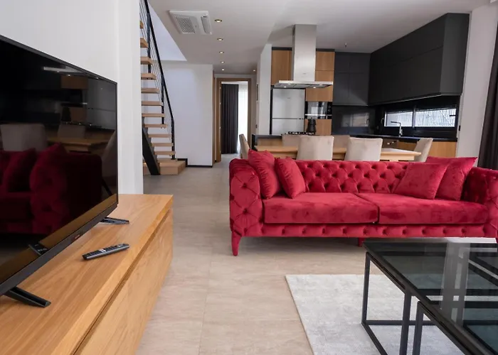 Merkez 4 Odalarbanyolu Villa *